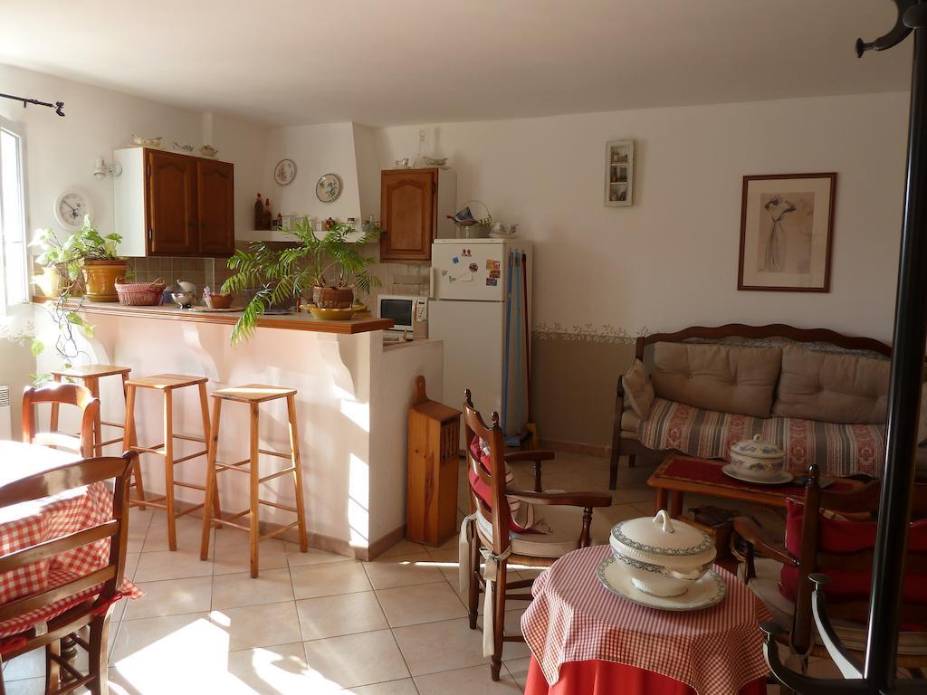 Les Tournesols Apartamento Saint-Andiol Quarto foto