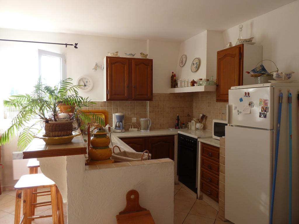 Les Tournesols Apartamento Saint-Andiol Quarto foto